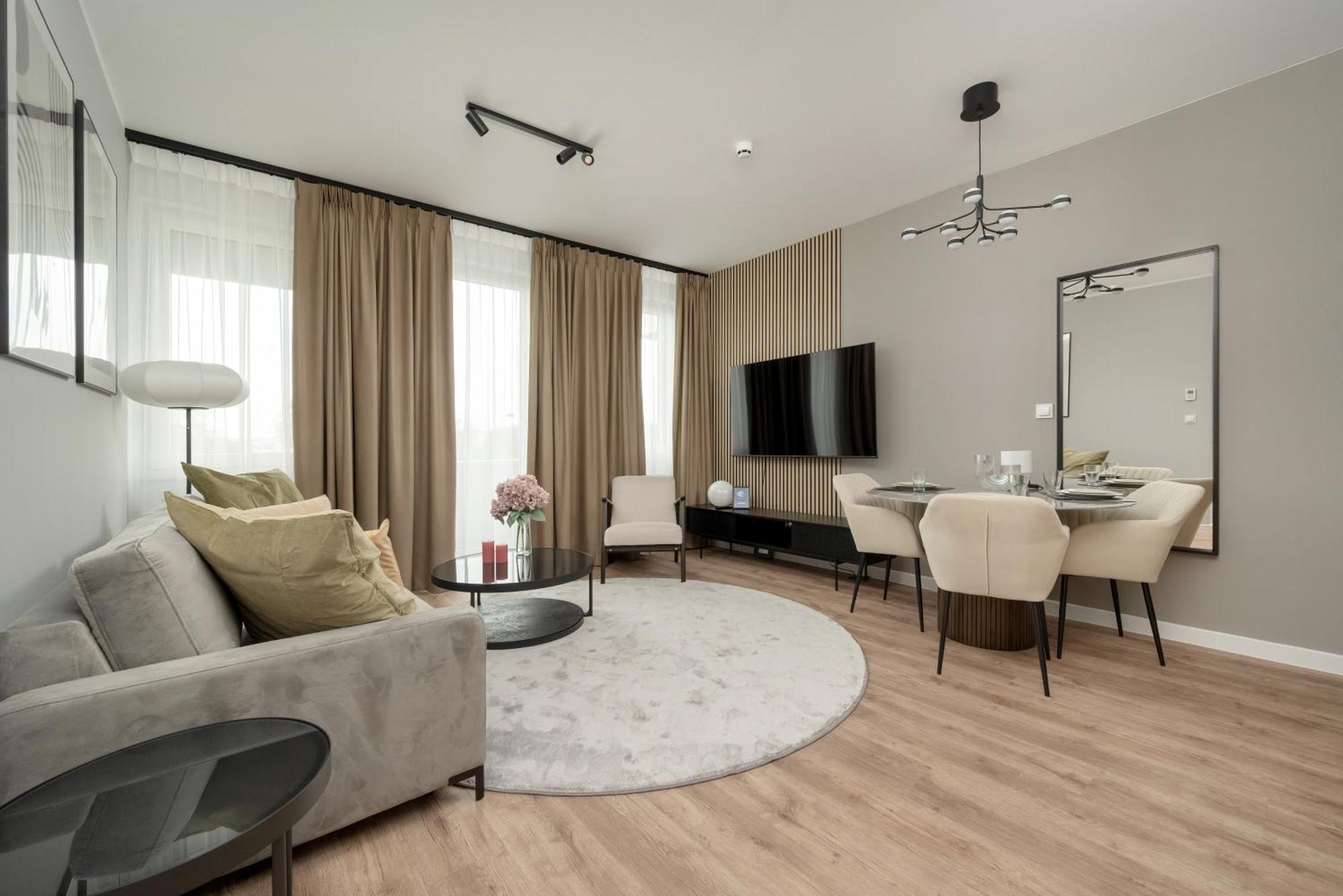 Apartamenty Zwycieska Z Klimatyzacja, Free Garage Wroclaw By Noclegi Renters Extérieur photo
