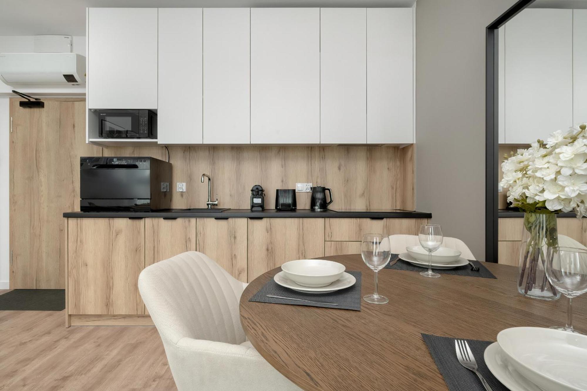 Apartamenty Zwycieska Z Klimatyzacja, Free Garage Wroclaw By Noclegi Renters Extérieur photo