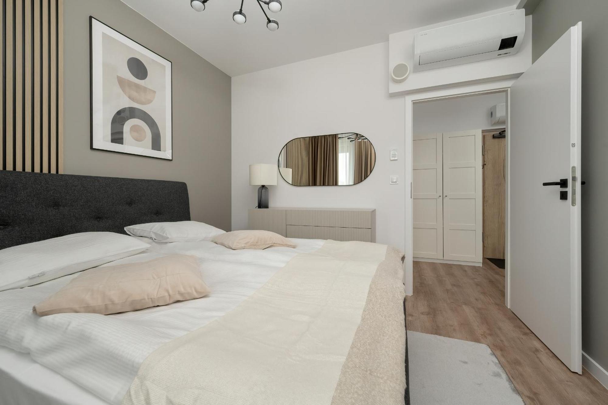 Apartamenty Zwycieska Z Klimatyzacja, Free Garage Wroclaw By Noclegi Renters Extérieur photo